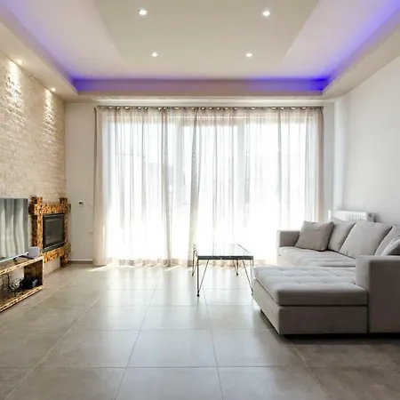 Luxury Next To The Sea * הרסוניסוס