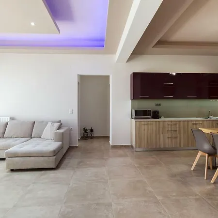 Luxury Next To The Sea הרסוניסוס